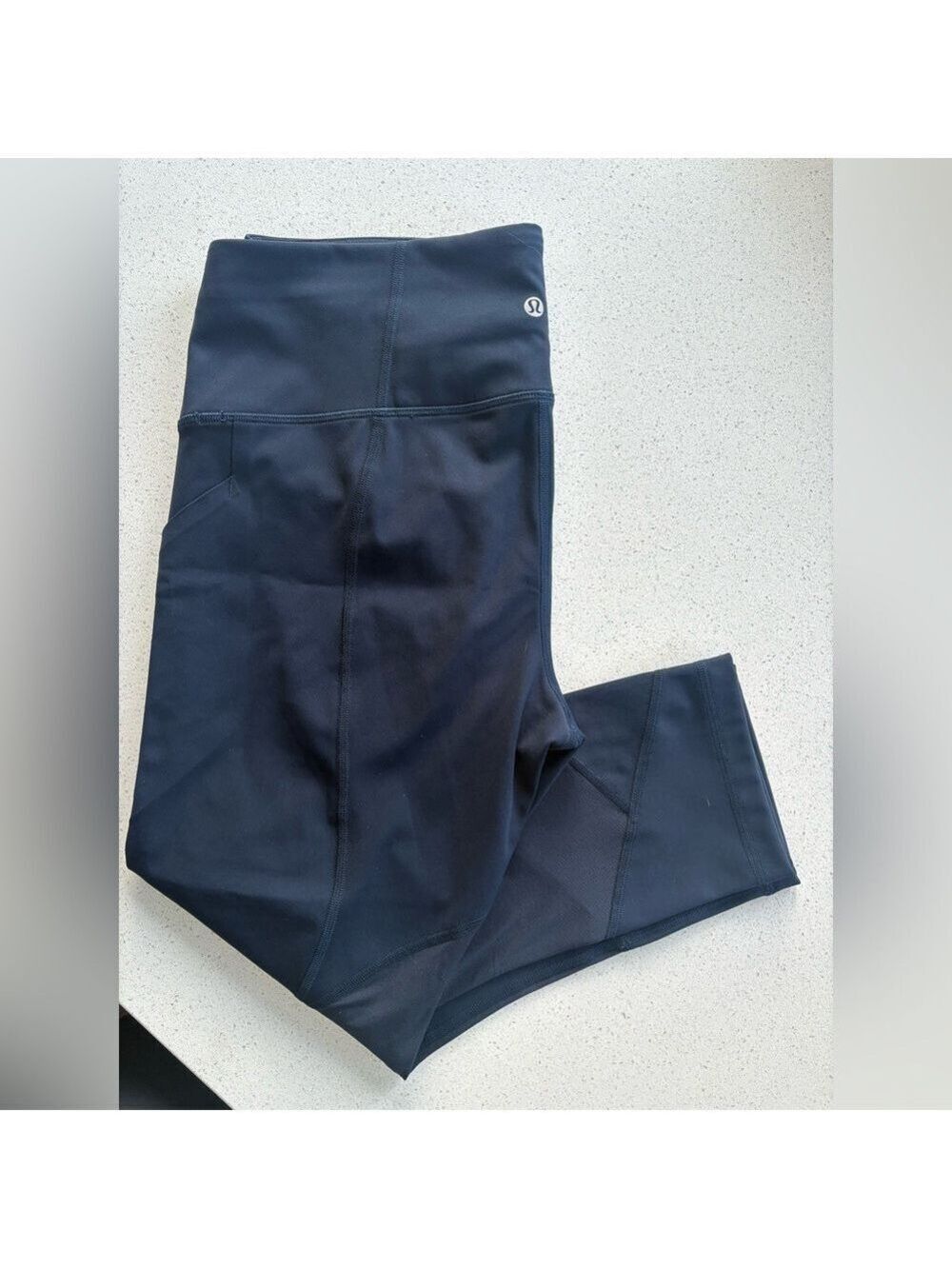 Lululemon navy High-Waisted cropped Leggings